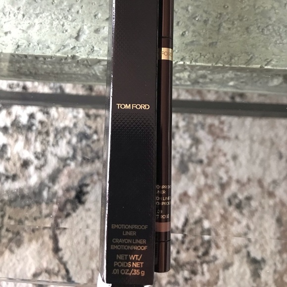 Tom Ford Emotionproof Liner in Brut Rose - Discontinued - Picture 4 of 4
